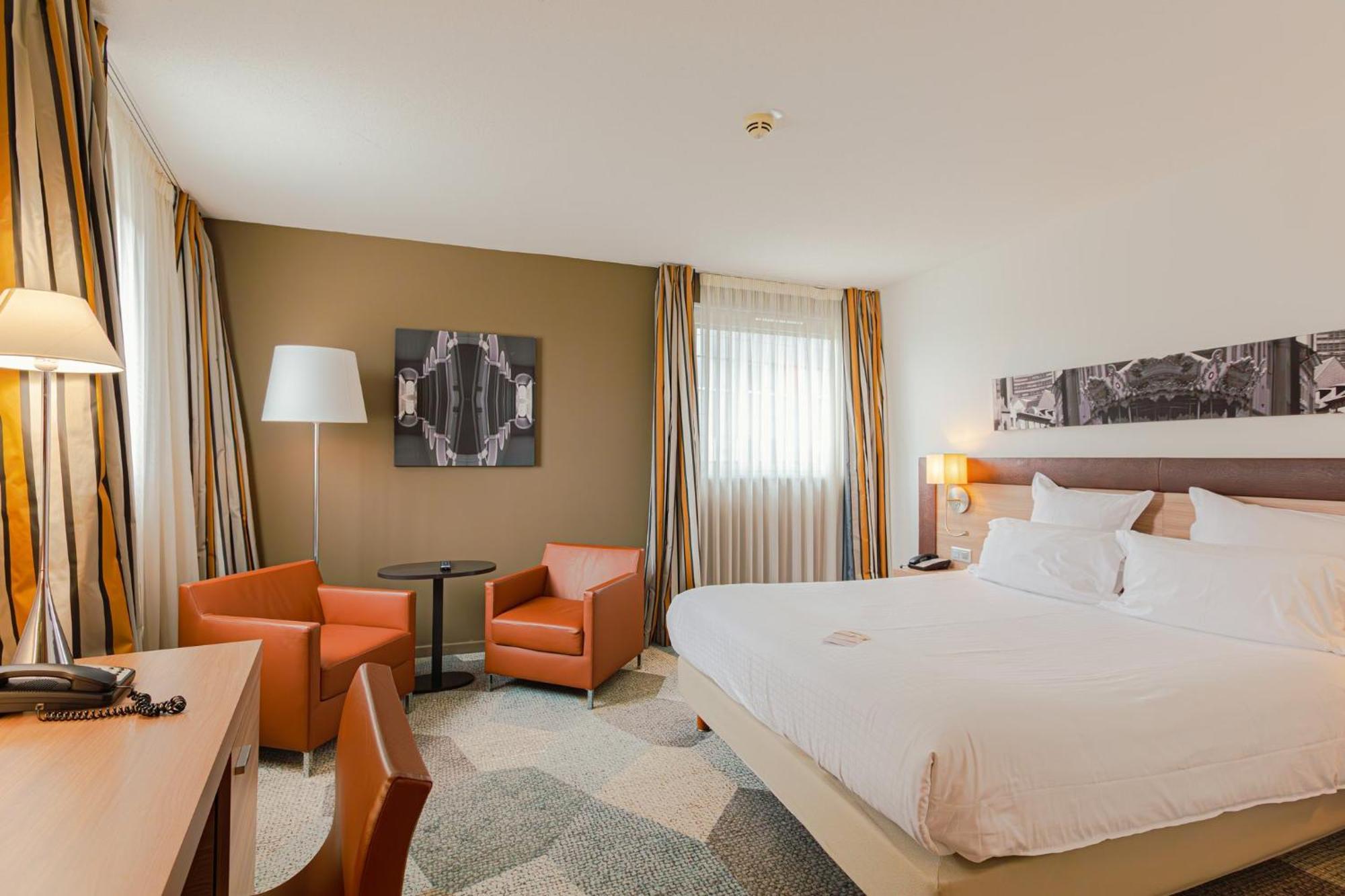 By Ihg Hotel 4*
